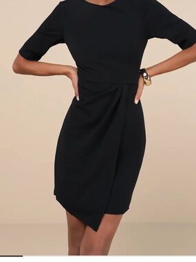 Lulus Westwood Half Sleeve Draped Sheath Dress in Black. NWT